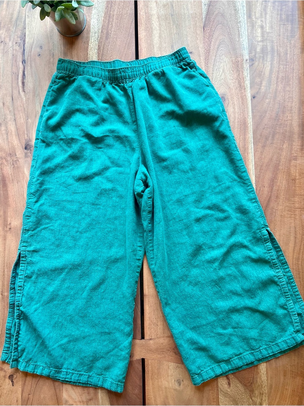 Patagonia Garden Island Hemp Wide Leg Cropped Pants - Medium